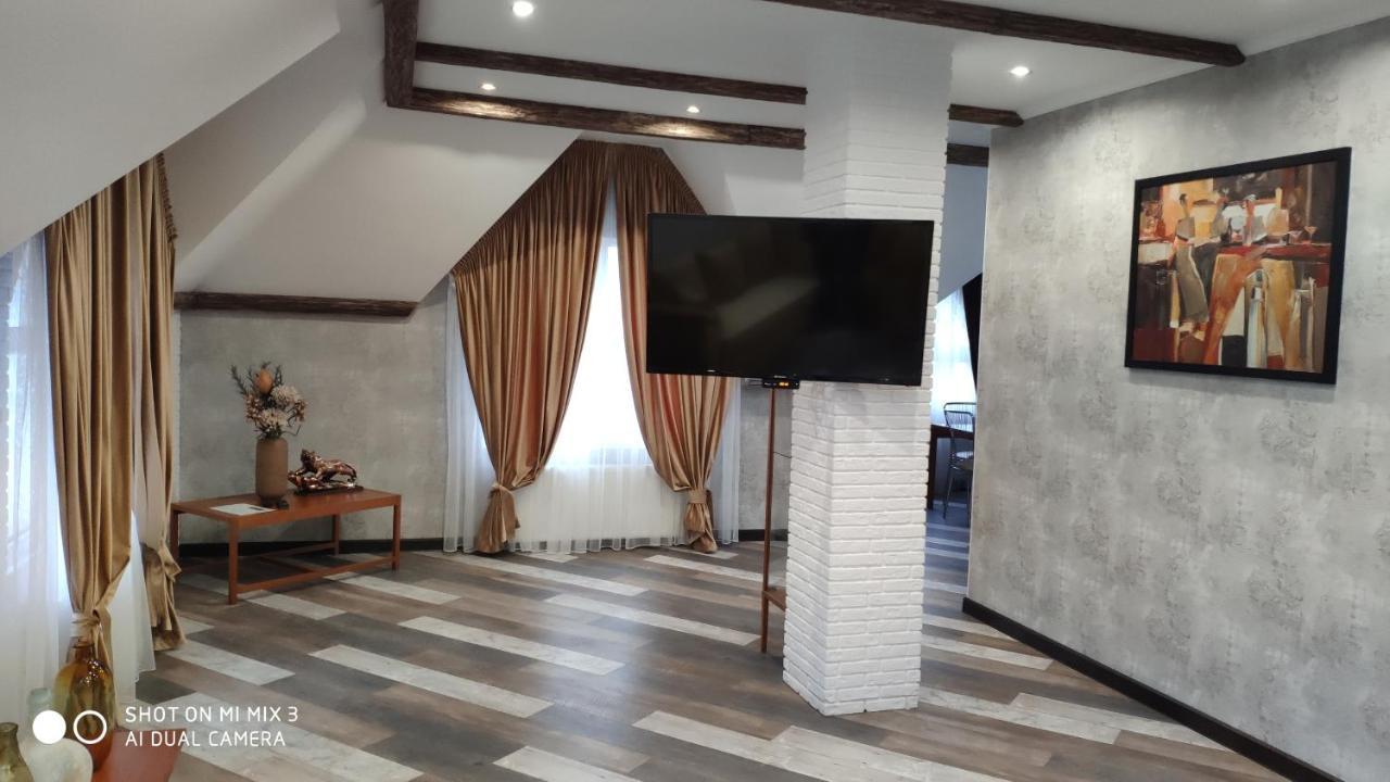 Aparthotel White House Bielce Zewnętrze zdjęcie