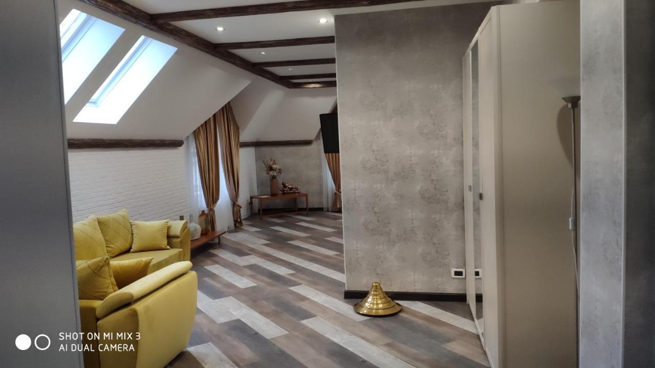 Aparthotel White House Bielce Zewnętrze zdjęcie