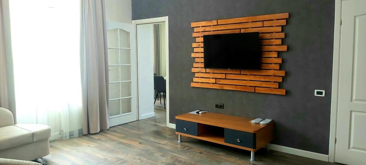 Aparthotel White House Bielce Zewnętrze zdjęcie